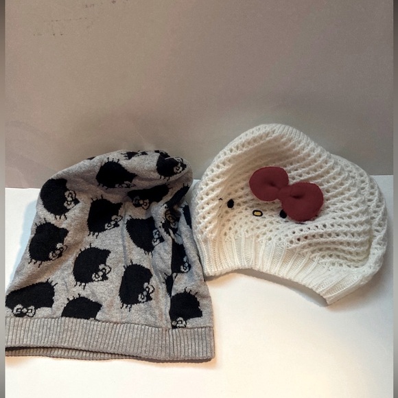 Hello kitty hats - Picture 1 of 1